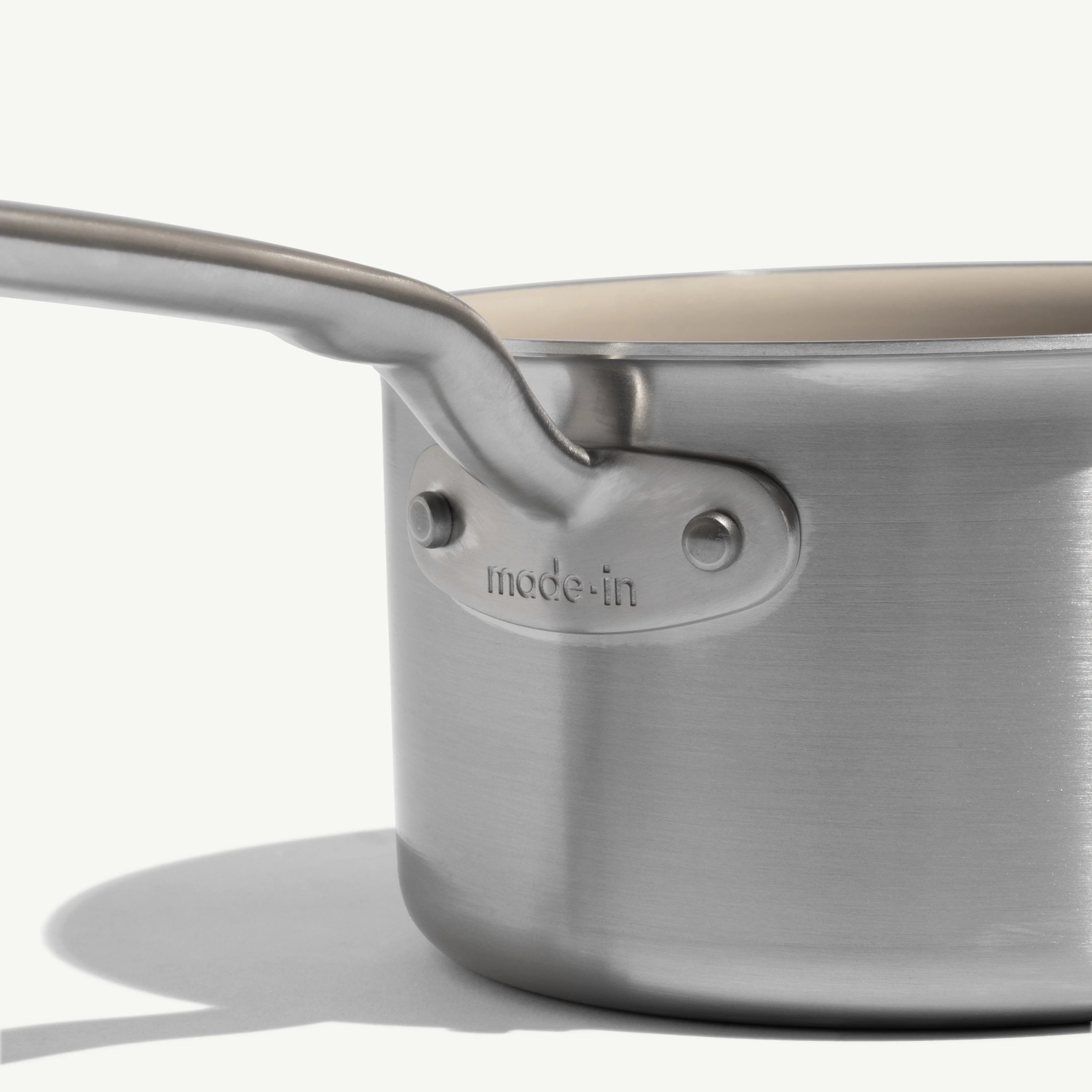 CeramiClad® Non Stick Saucepan - Image 9